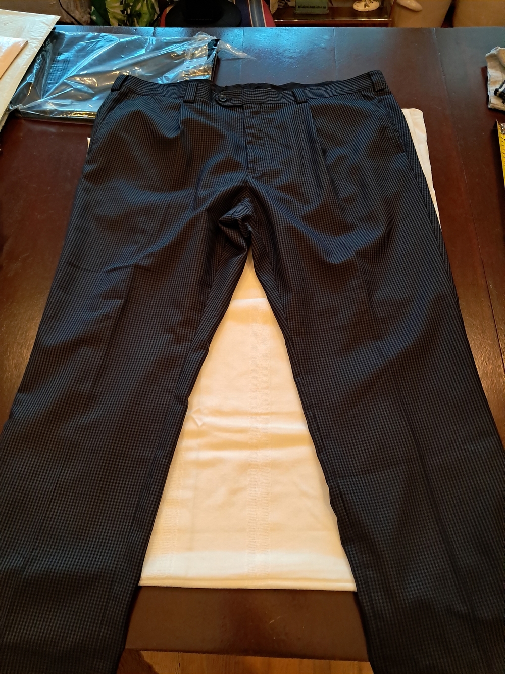 Steve Harvey Celebrity Edition Men's Black Micro-Check Dress Pants - Classic Fit